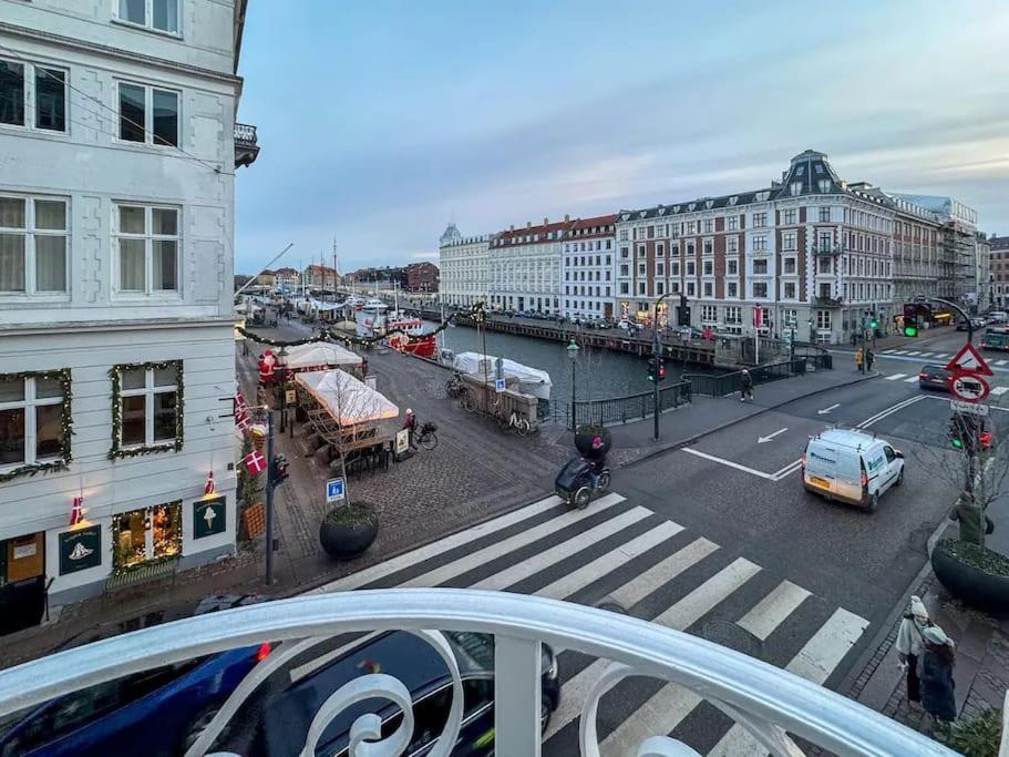 Chic Apartment In Vibrant Area By Copenhagen Canals 코펜하겐 외부 사진