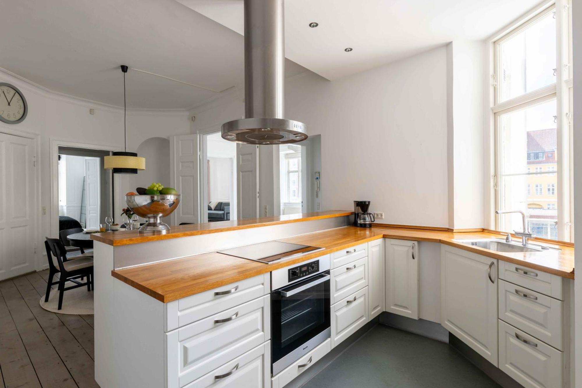 Chic Apartment In Vibrant Area By Copenhagen Canals 코펜하겐 외부 사진