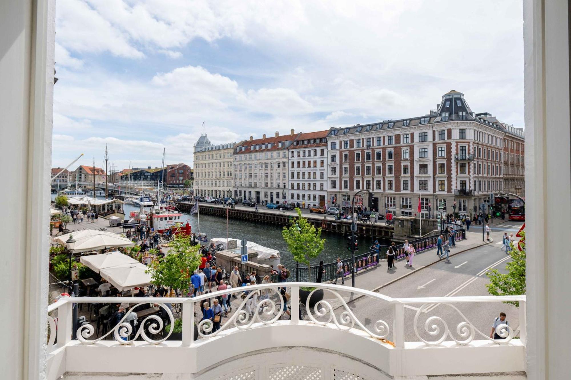 Chic Apartment In Vibrant Area By Copenhagen Canals 코펜하겐 외부 사진