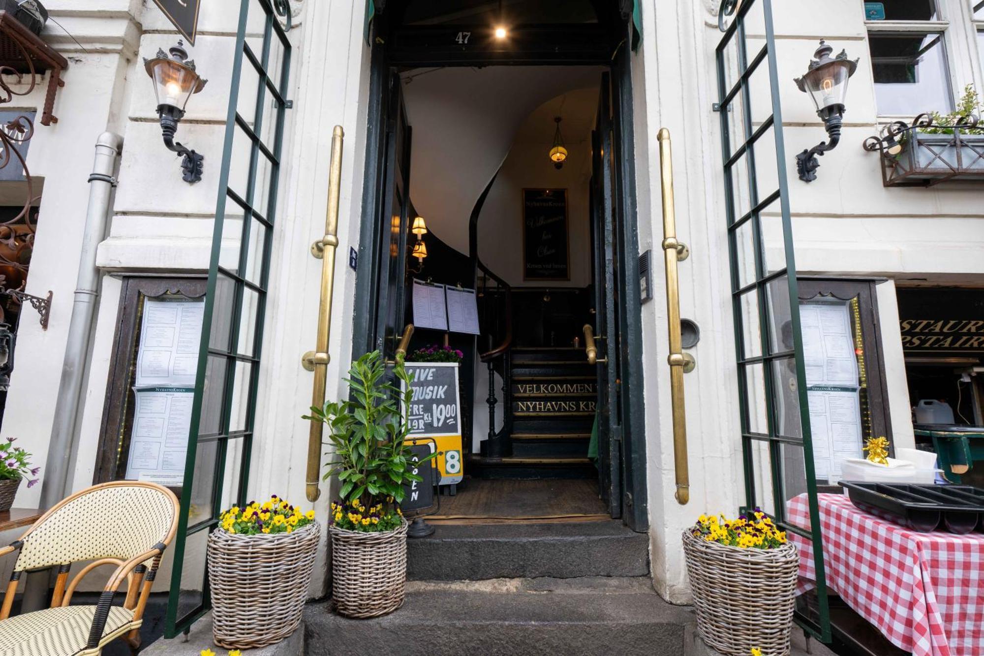 Chic Apartment In Vibrant Area By Copenhagen Canals 코펜하겐 외부 사진